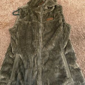 Columbia vest